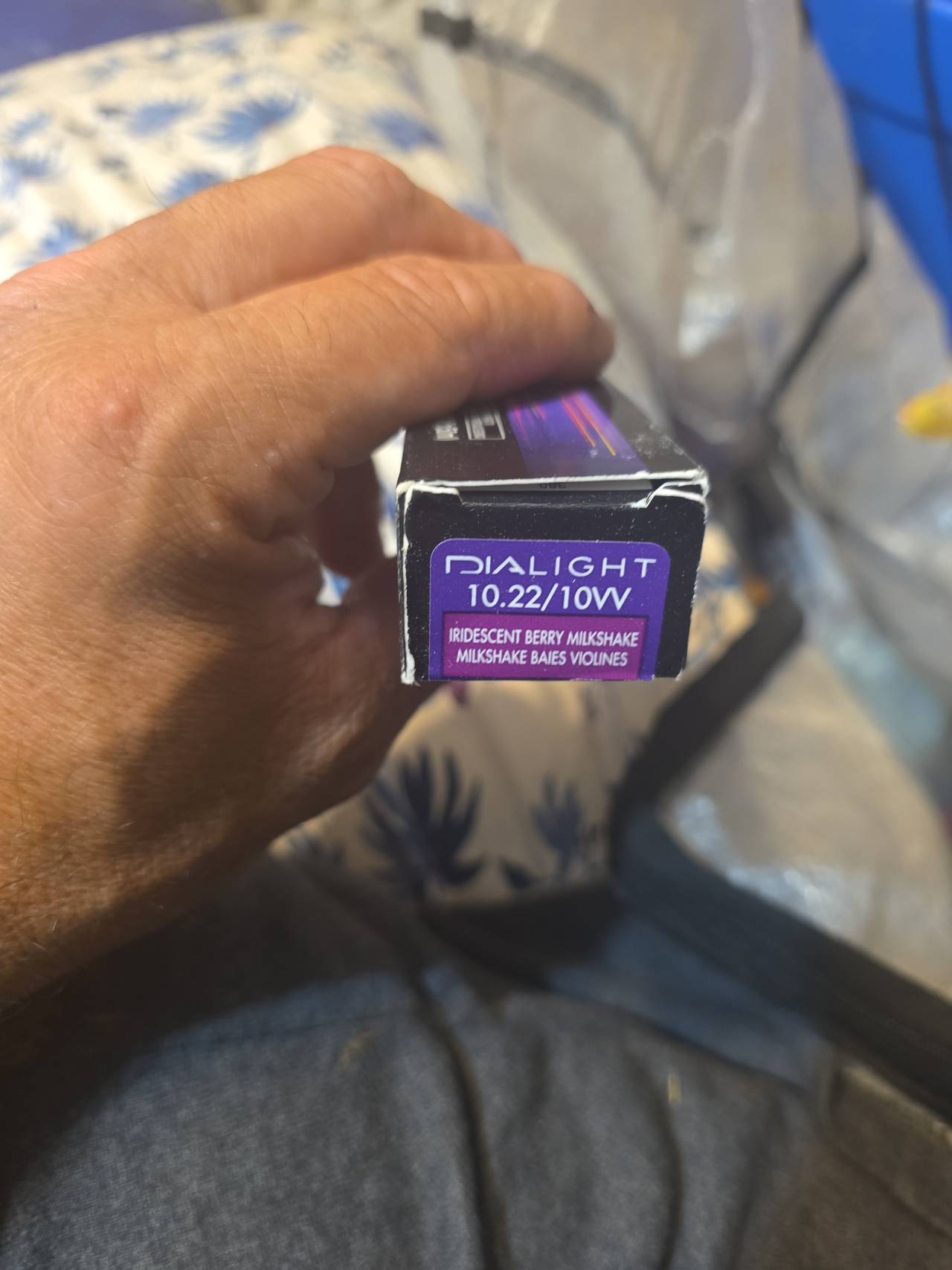 L'Oréal Professionnel Dia Light 10.22/10VV Iridescent Berry Milkshake