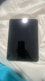 Apple iPad 10 - Image 4