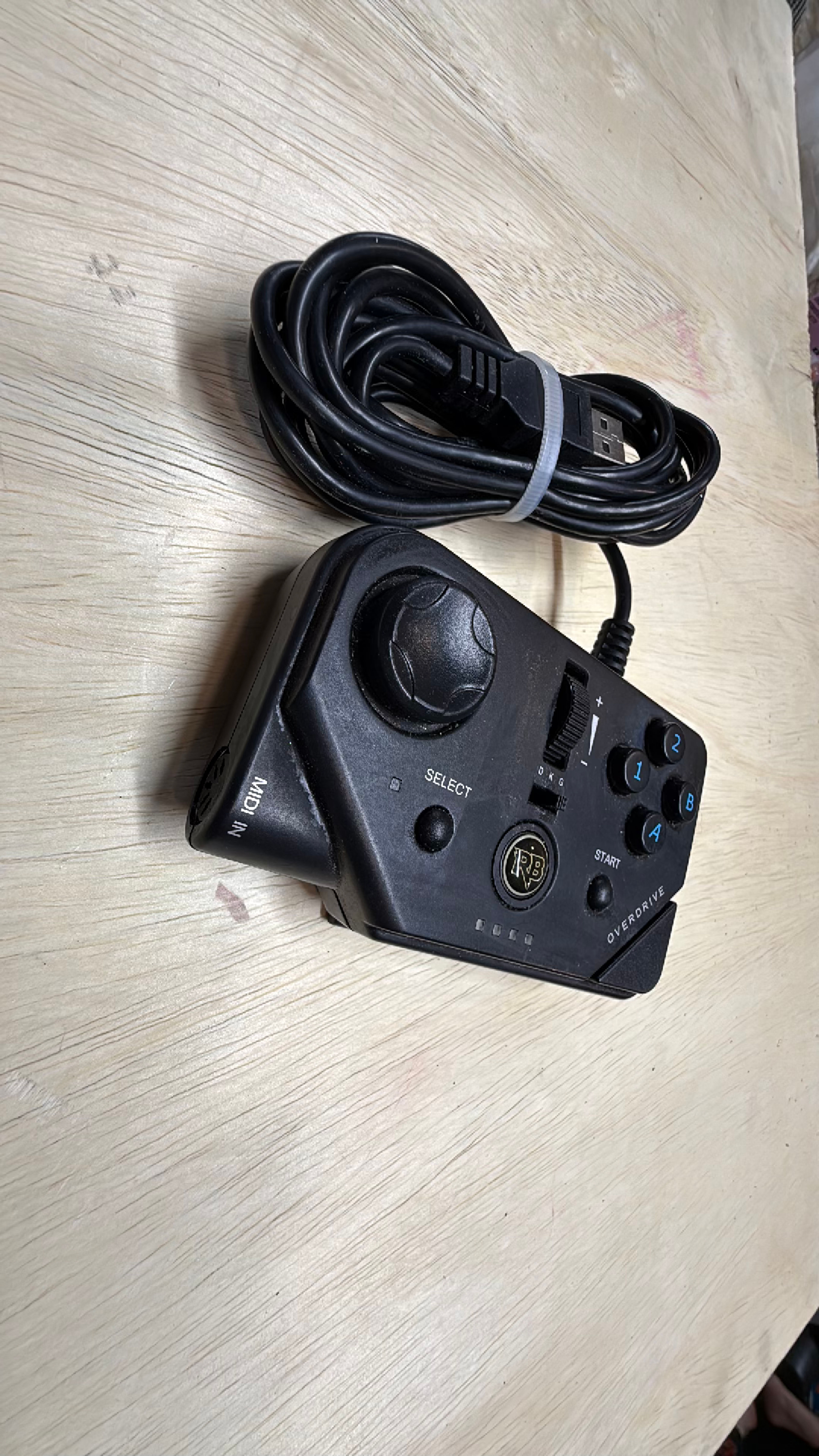 Mad Catz Rock Band 3 MIDI Pro-Adapter for Wii/Wii U