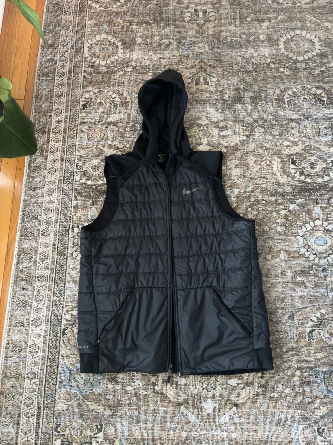 Nike Therma Winterized Hooded Training Vest Black