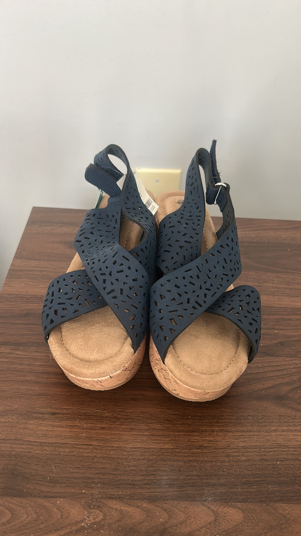Women's wedge sandals