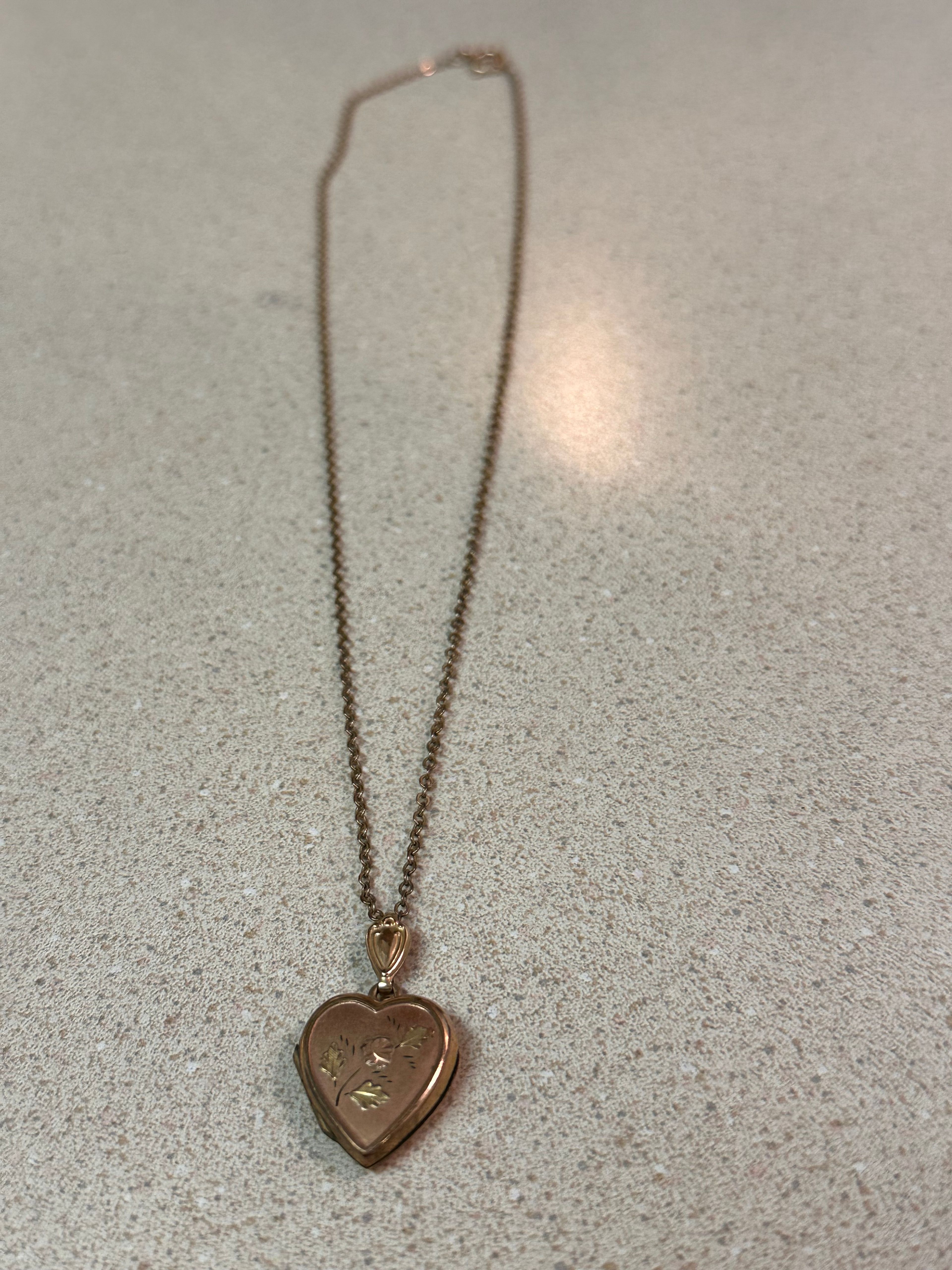 Vintage Heart Locket Pendant - Image 9