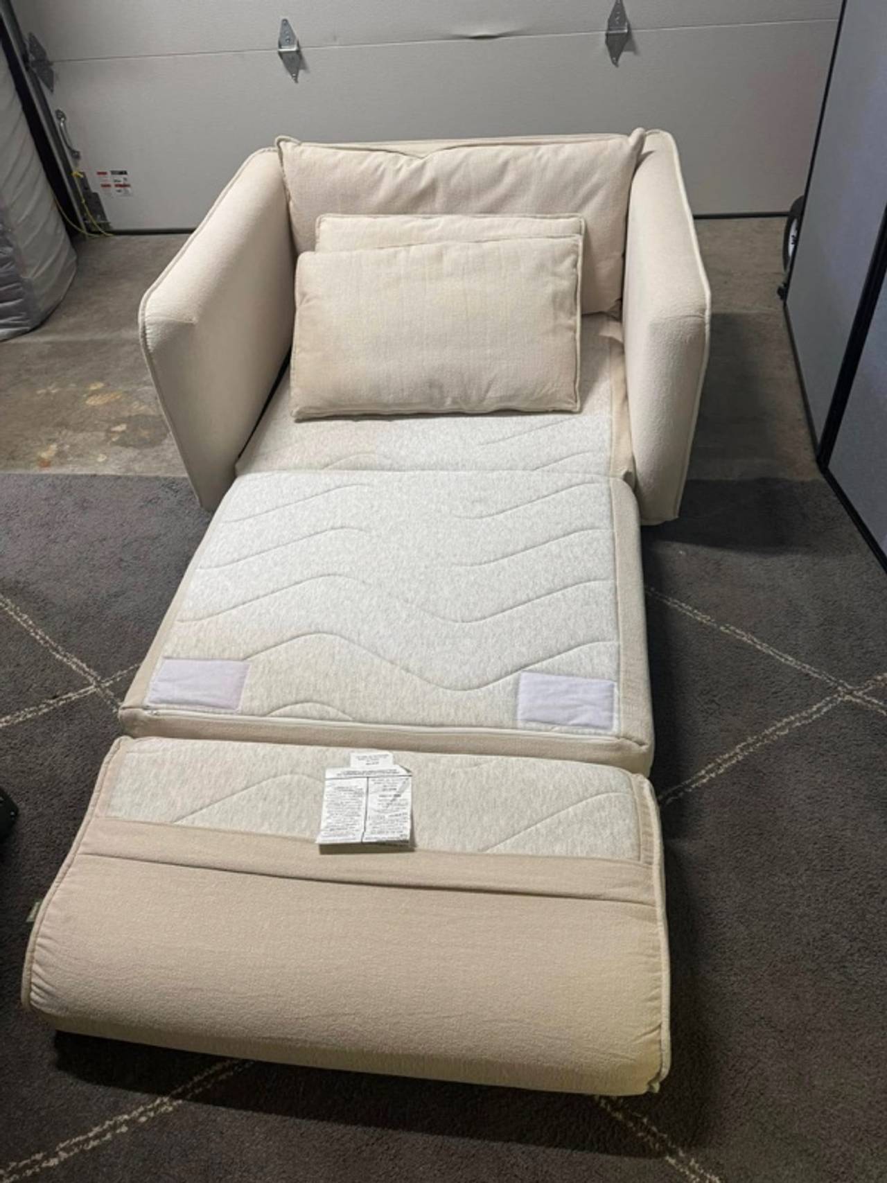 K

Koala Sofa Bed 46" (1.5-Seater) (1 Vanilla)