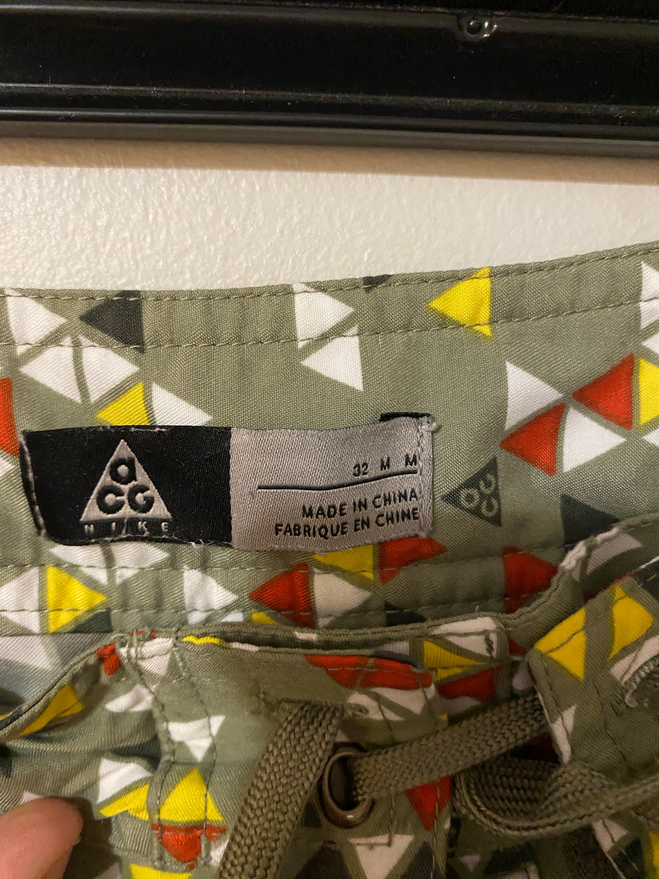 Nike ACG Shorts size 32 