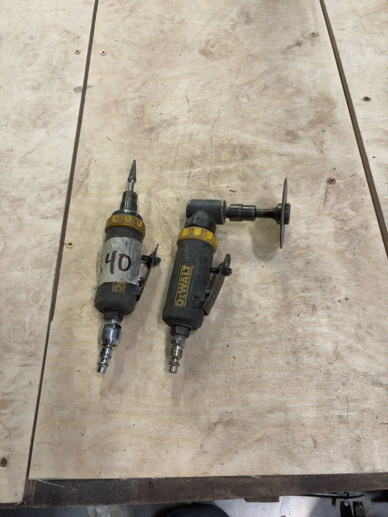 DEWALT Pneumatic Angle Die Grinder 1/4" Collet