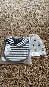 Monica + Andy French Bulldog Bib and Top Knot Hat Set 2 bibs 1 hat new - Image 2