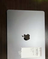 Apple MacBook Air 2022 M2 - Image 1