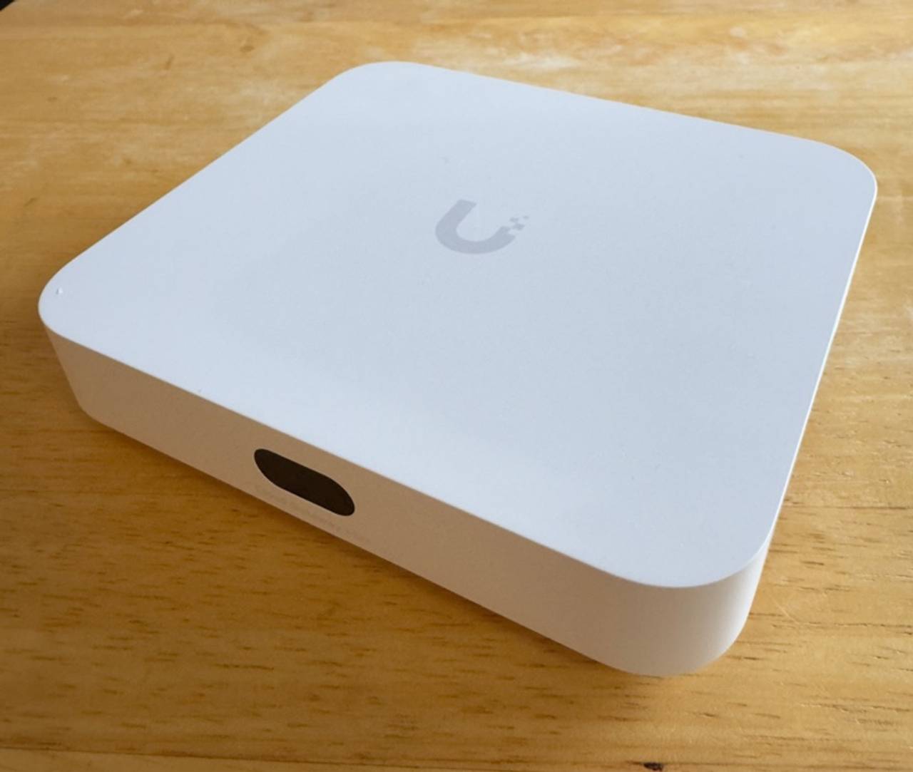 Ubiquiti Cloud Gateway Ultra with 512GB SSD