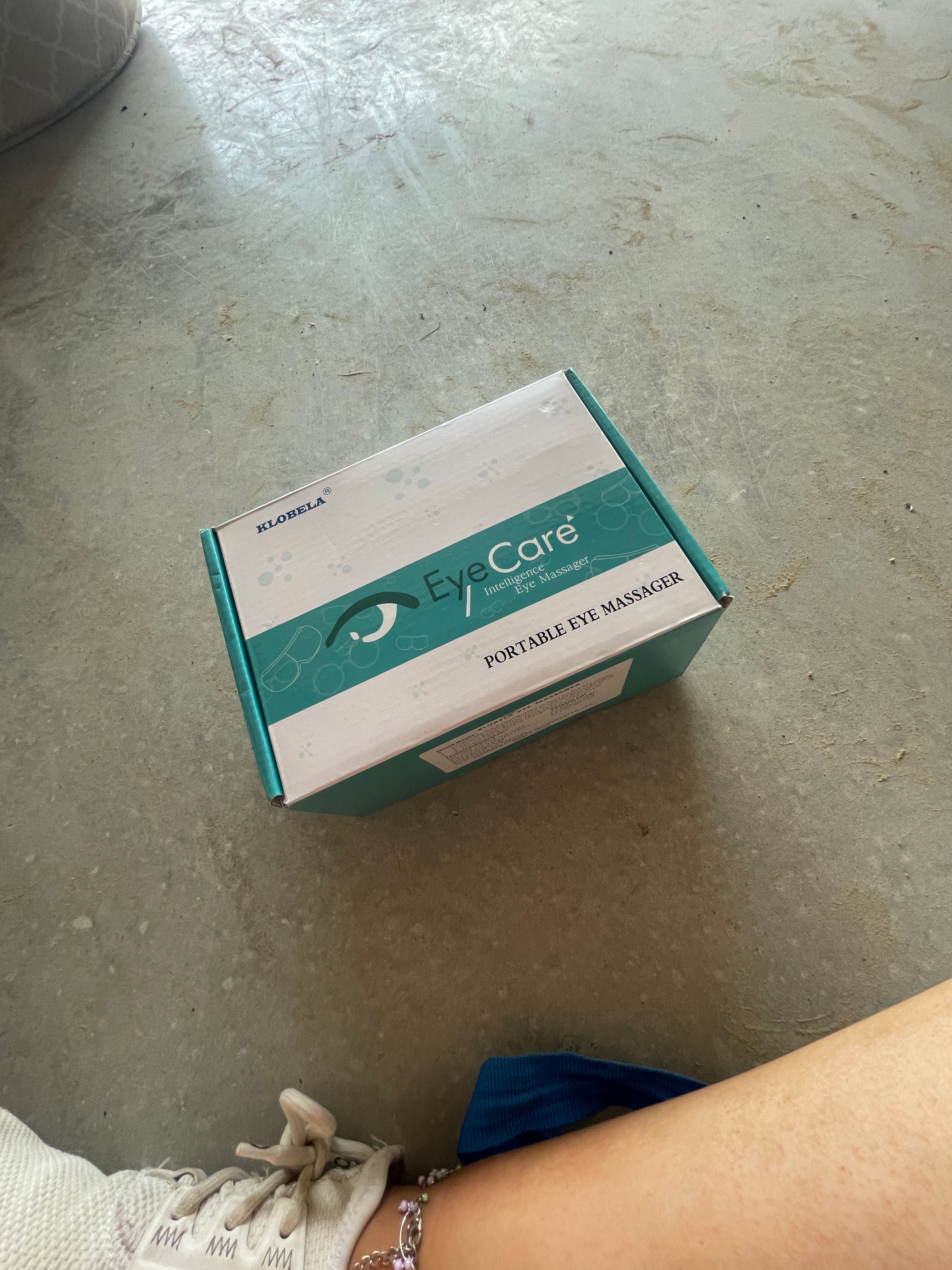 EyeCare Portable Eye Massager