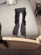 Alo Yoga High-Waist Mesh Leggings - Image 3
