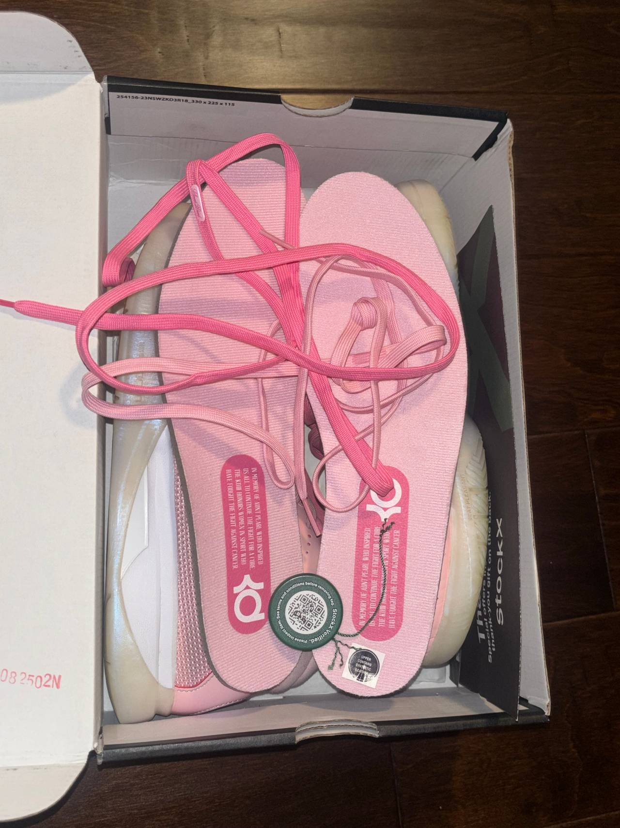 Nike KD 3 Think Pink Kay Yow worn a few times size 9.5 men’s 11 woman’s used