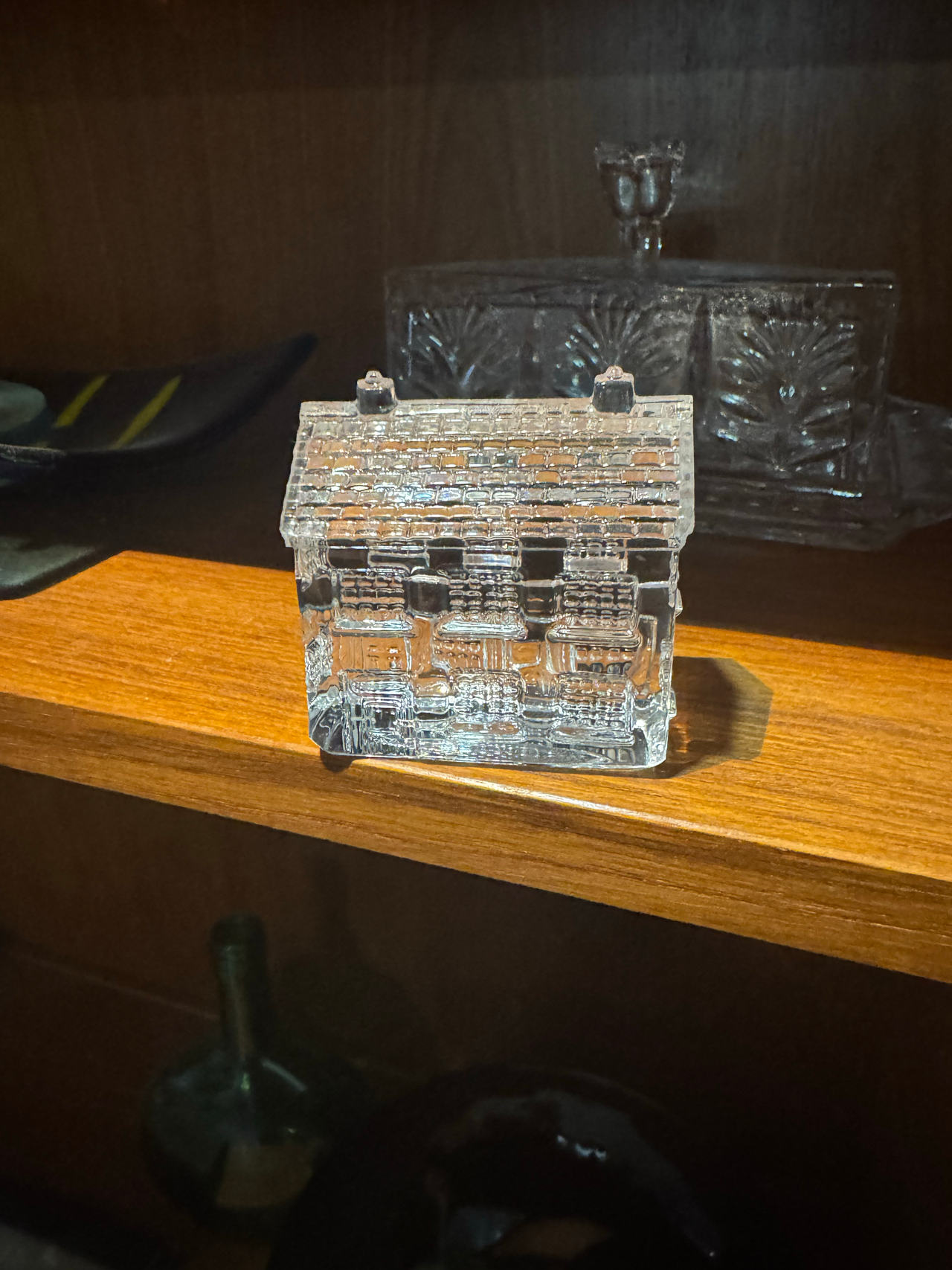 Waterford Crystal Cottage Paperweight