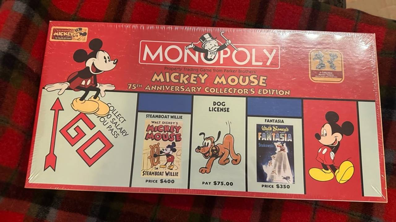 Hasbro Monopoly Mickey Mouse 75th Anniversary Collector's Edition
