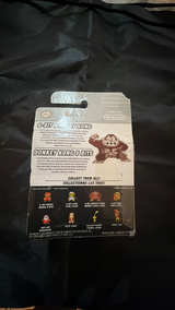 World of Nintendo 8-Bit Donkey Kong Figure - Image 2