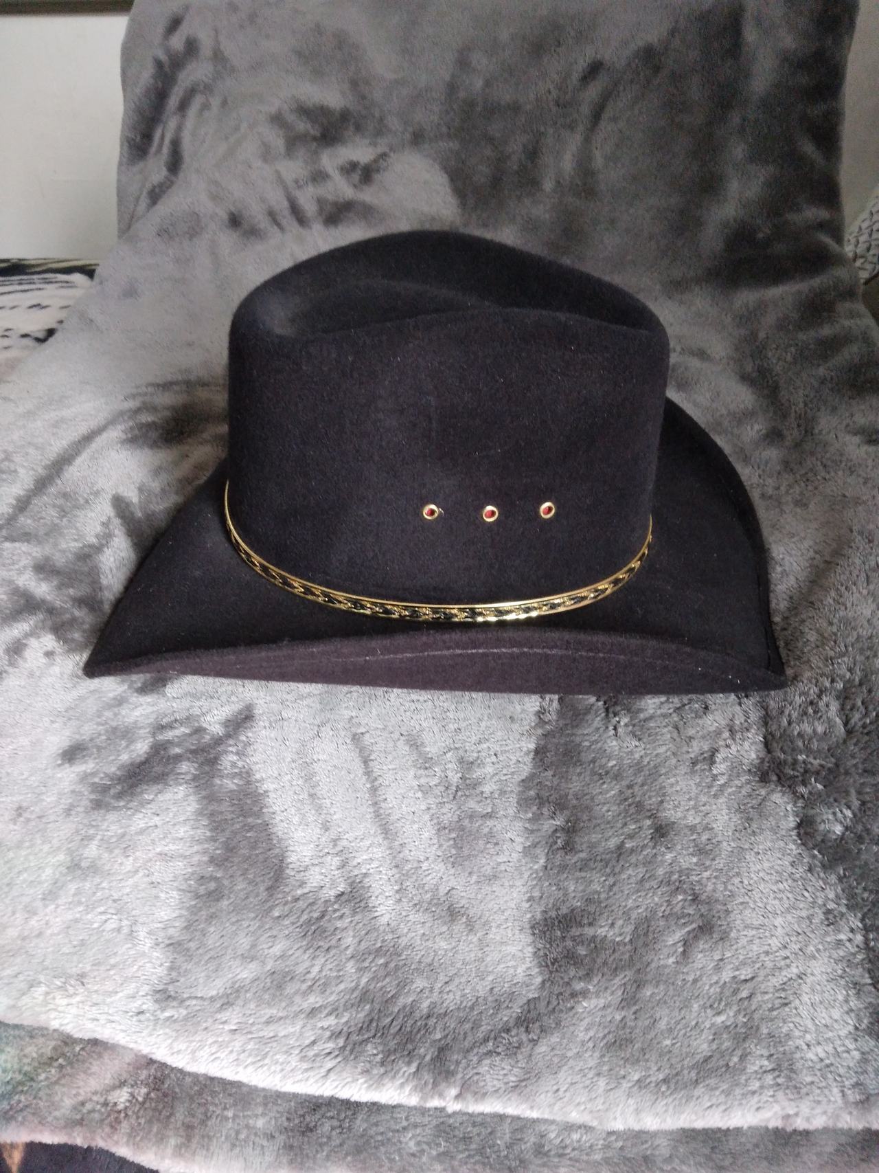 Black Felt Cowboy Hat with Gold Band