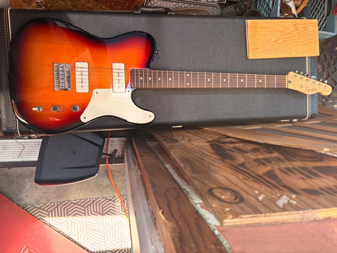 Squier Paranormal Cabronita Baritone Telecaster