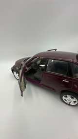 Maisto 1:18 Chrysler PT Cruiser Diecast Model Car - Image 6