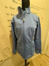 Descente Women's Soft Shell Jacket - Image 1