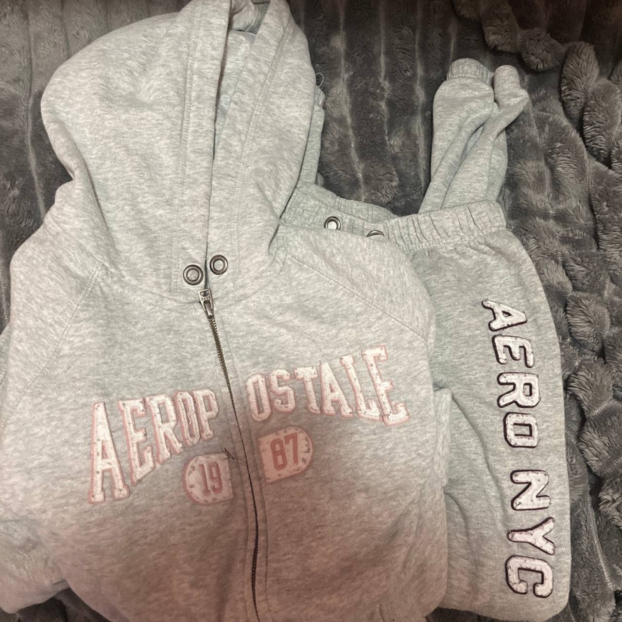 Aeropostale Women's Logo Zip Hoodie and Jogger Set
