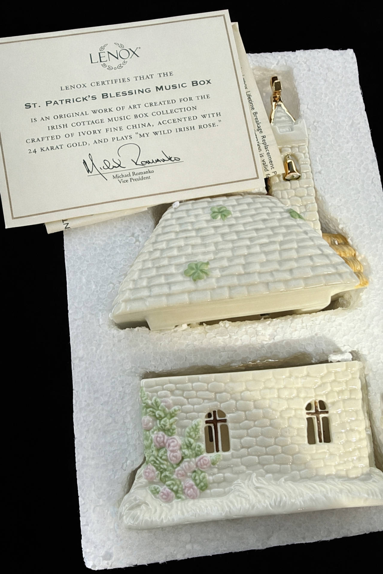 Lenox St. Patrick's Blessing Music Box Irish Cottage Collection