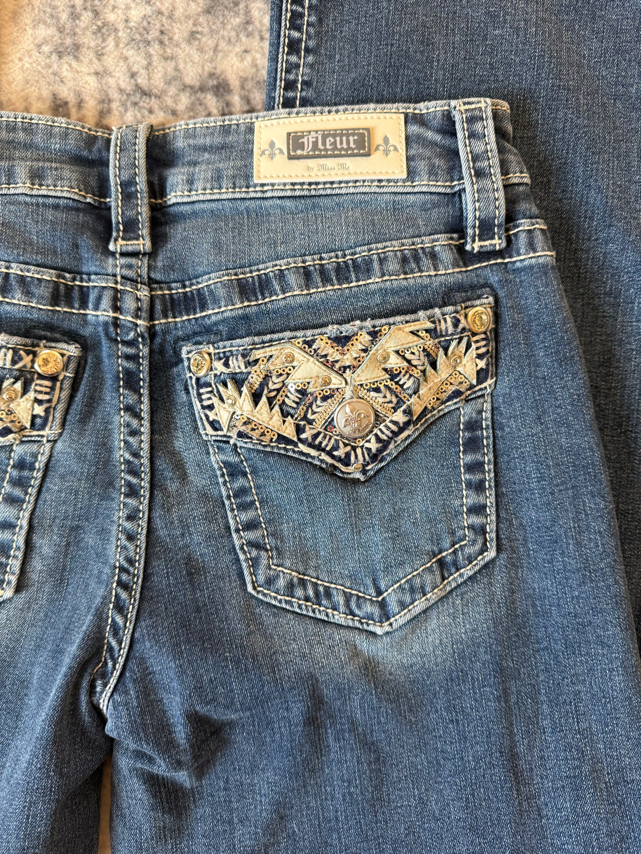 Fleur by Miss me slim wide jeans size 26/2 L32 is brand new