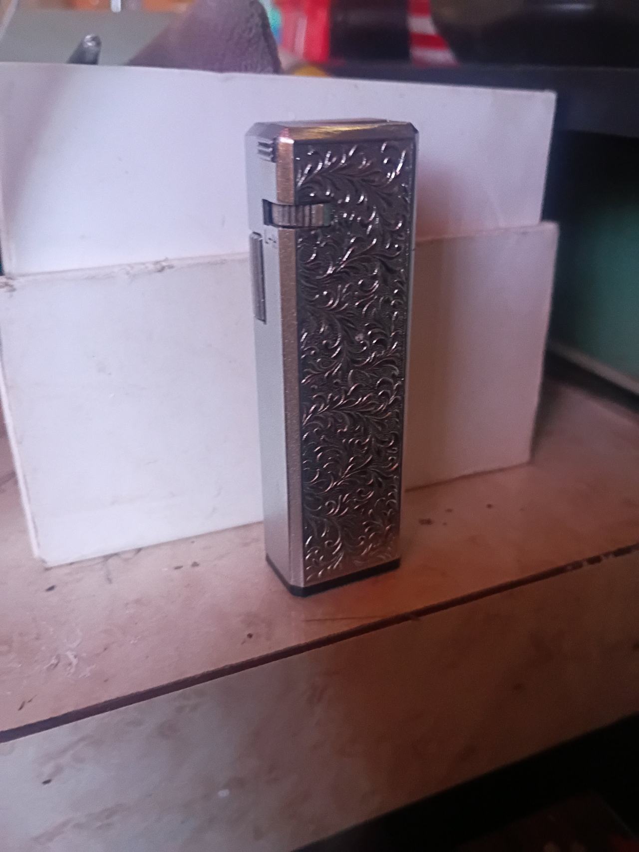 Ronson Varaflame Comet Lighter