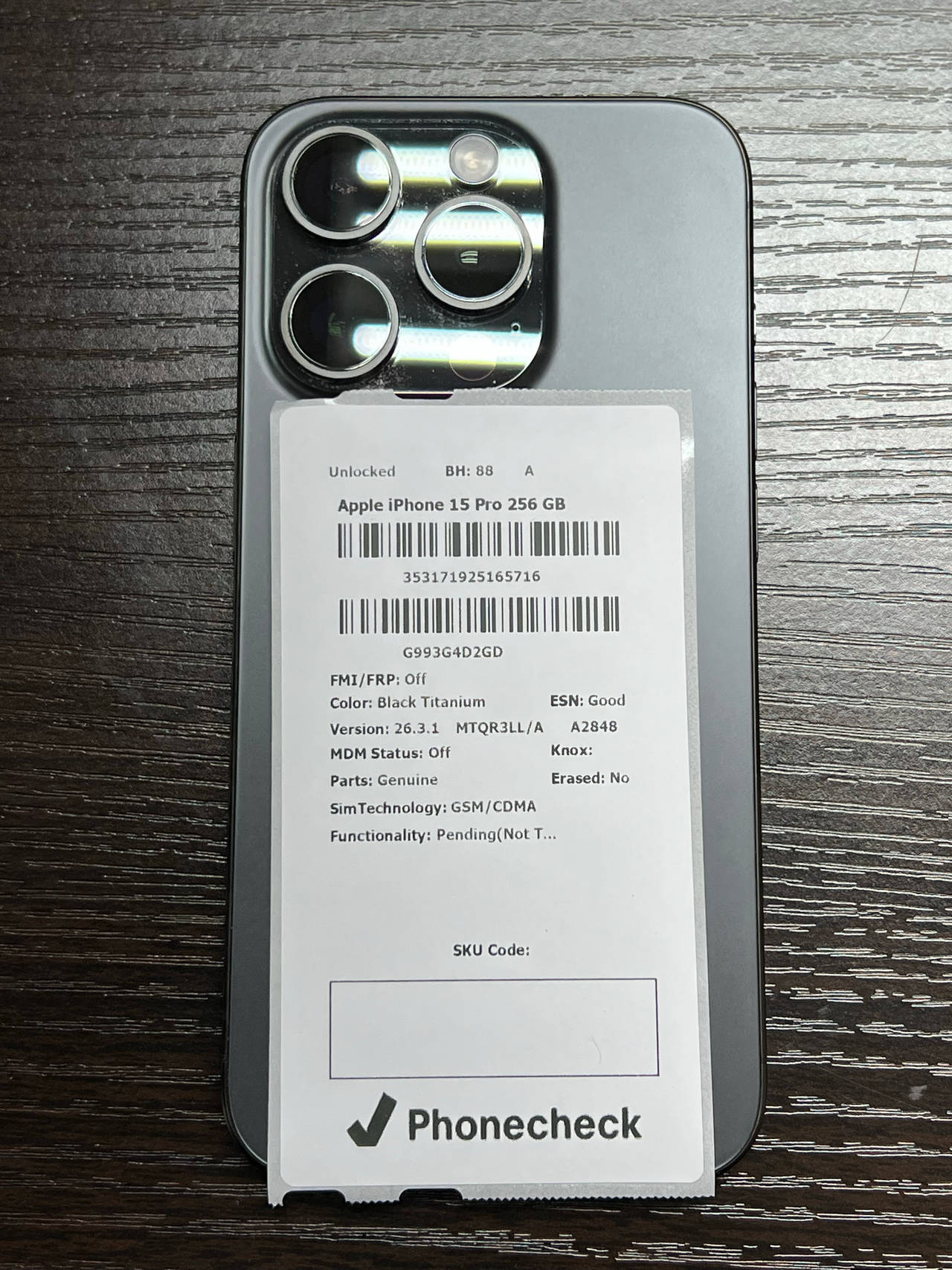 Apple iPhone 15 Pro 256GB Black Titanium unlocked 88% battery health