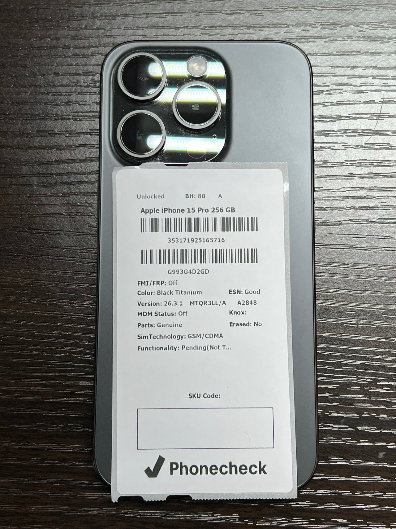 Apple iPhone 15 Pro 256GB Black Titanium unlocked 88% battery health