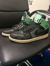 Air Jordan 1 Retro '89 Green Glow - Image 3