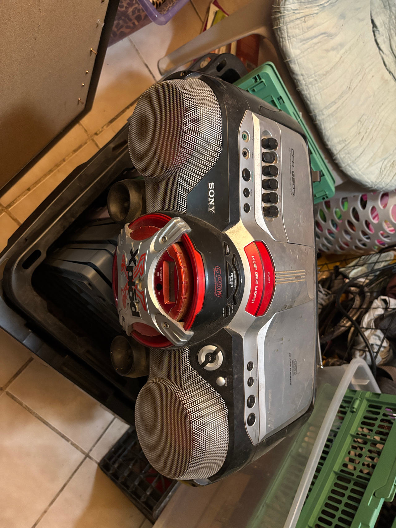 Sony CFD-G505