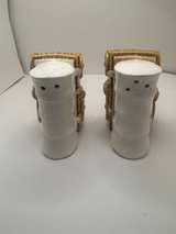 Vintage Covered Wagon Salt and Pepper Shakers - Image 4