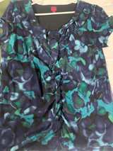 212 New York Ruffle Front Abstract Print Top and Old Navy suede pants SIZE XL - Image 3