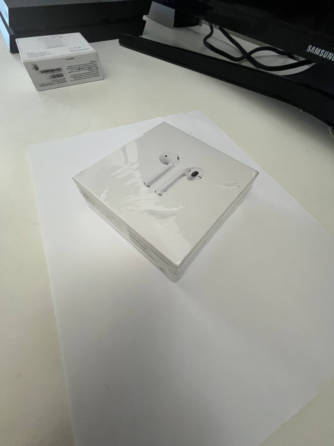 Apple AirPods
