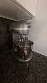 KitchenAid 6 Quart Stand Mixer - Image 2