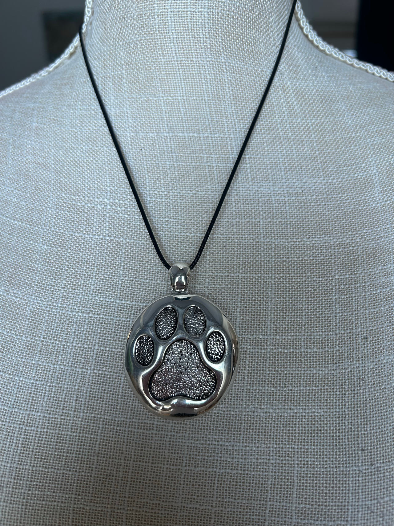 Paw Print Pendant Necklace