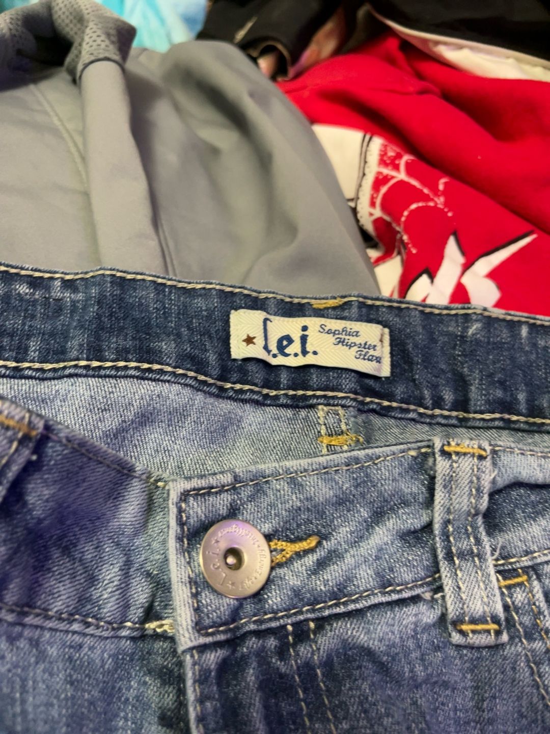 LEI Sophia Hipster Flare Jeans