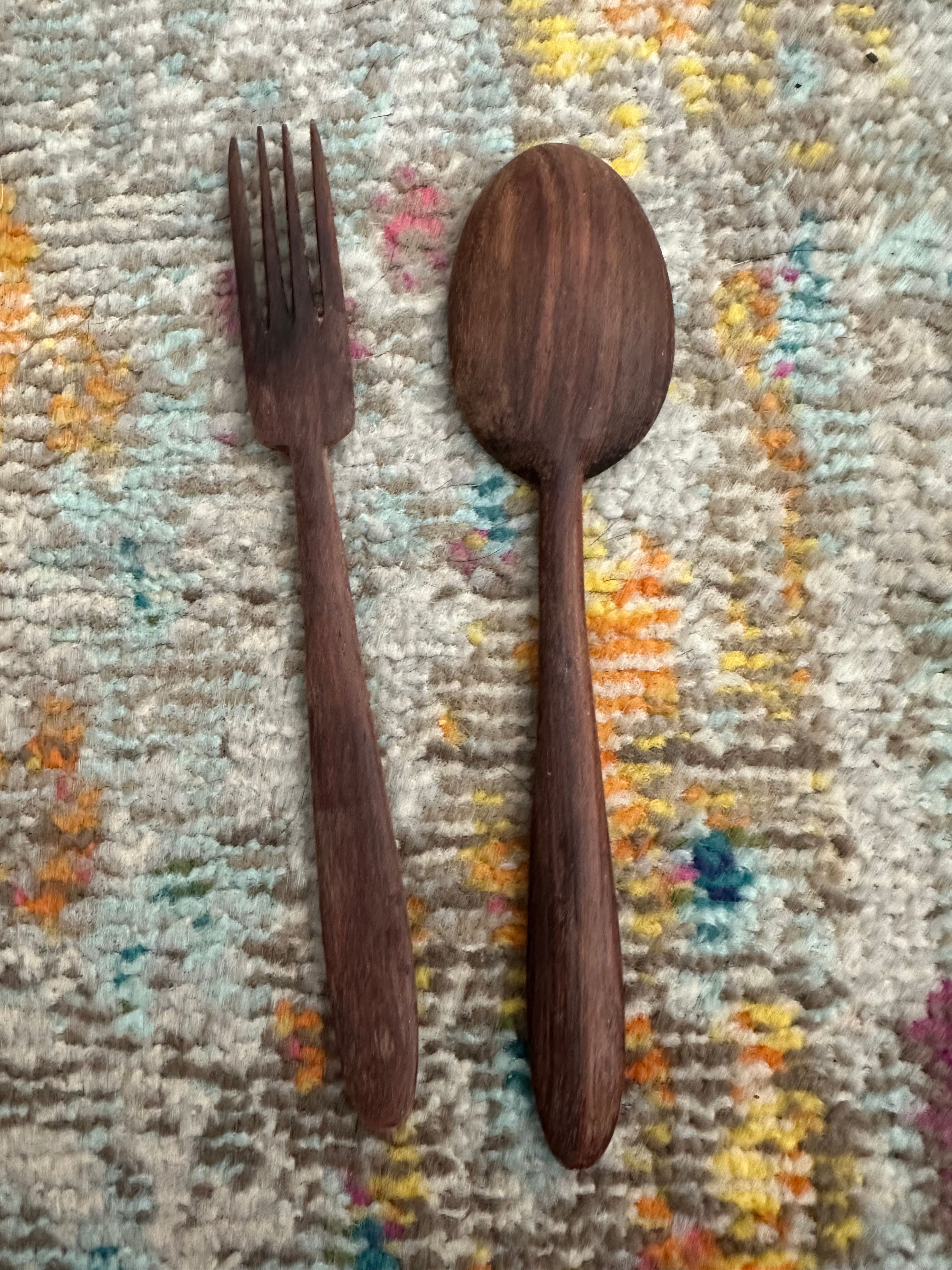 Wood Spoons, Forks Cutlery and Salad Hands - Image 7