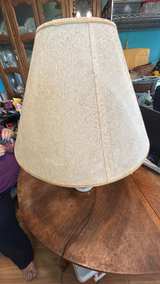 Vintage Victorian Style Porcelain Urn Lamp - Image 2