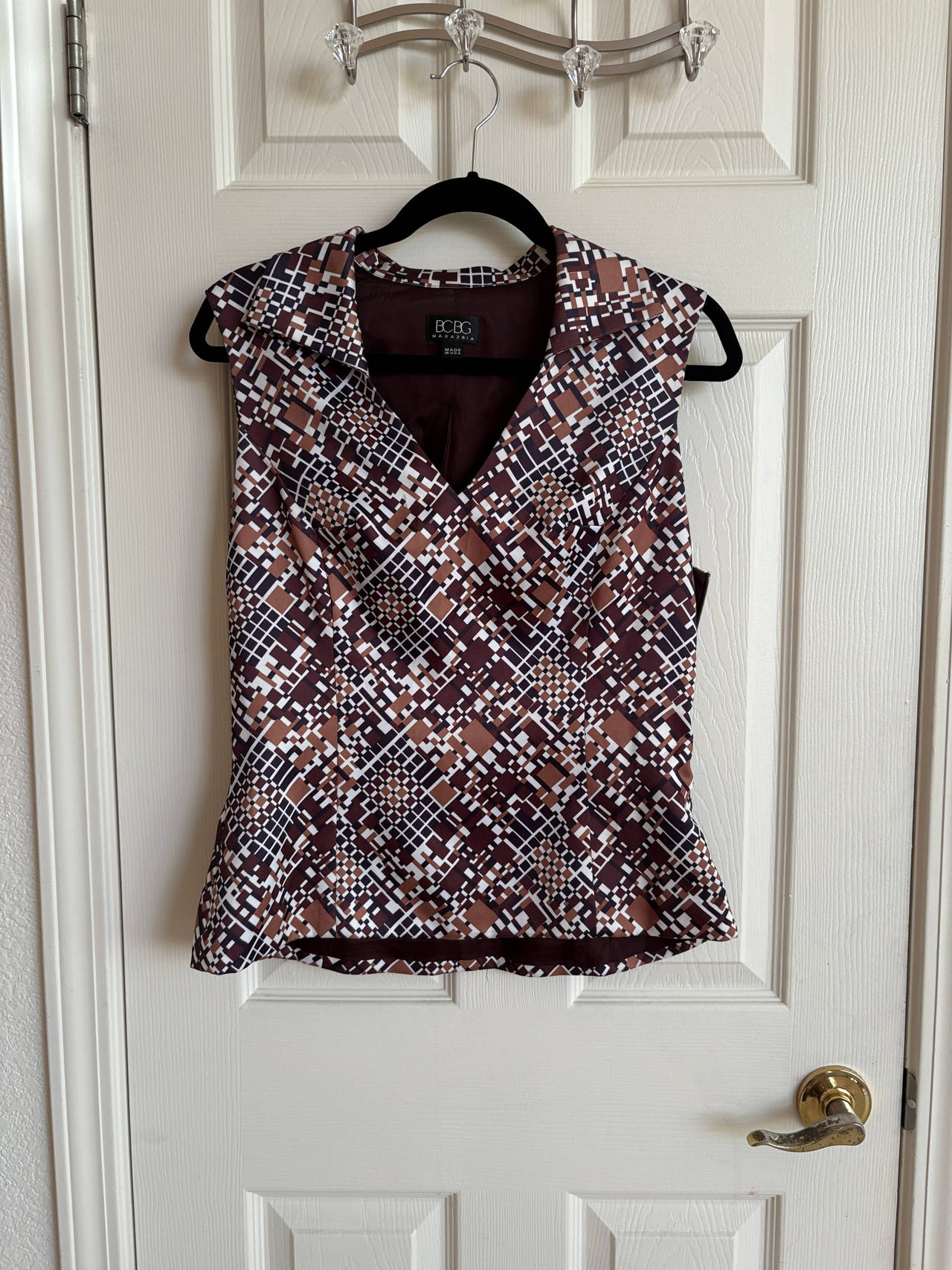 BCBG sleeveless blouse
