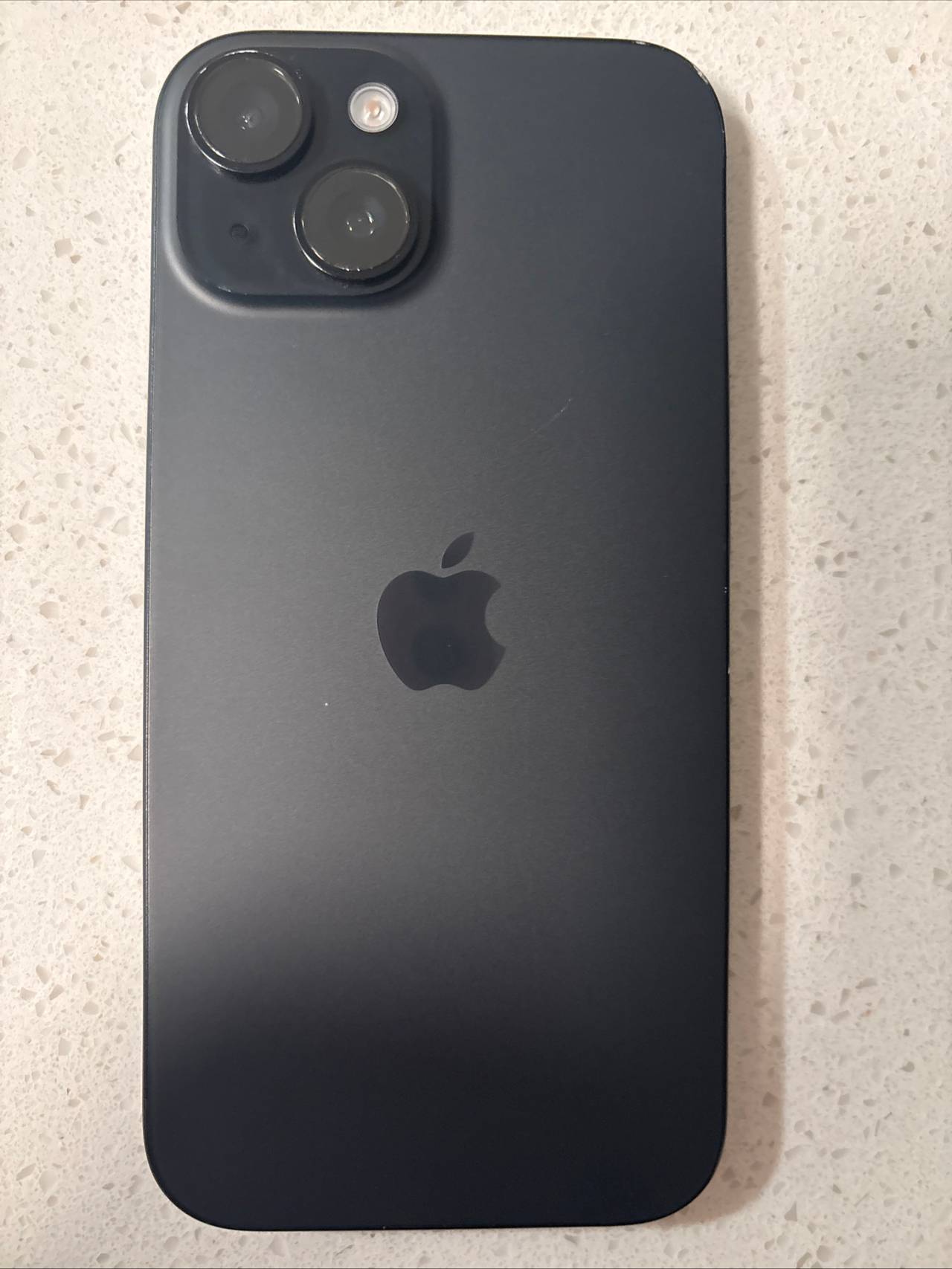Apple iPhone 14