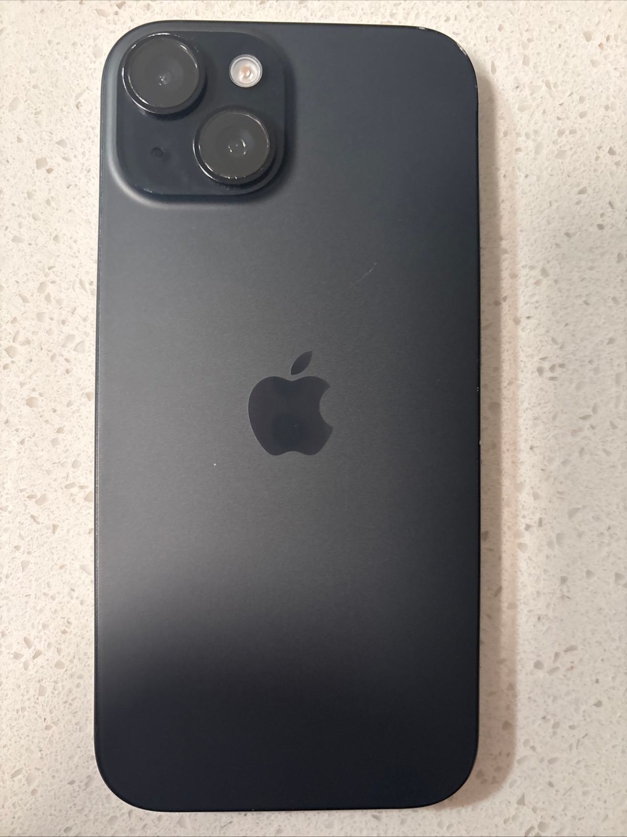 Apple iPhone 14