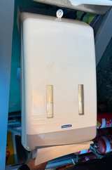 Kimberly-Clark Paper Towel Dispenser - Image 2