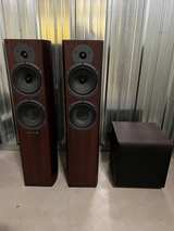 Wharfedale Diamond 9.5 Floorstanding Speakers - Image 4