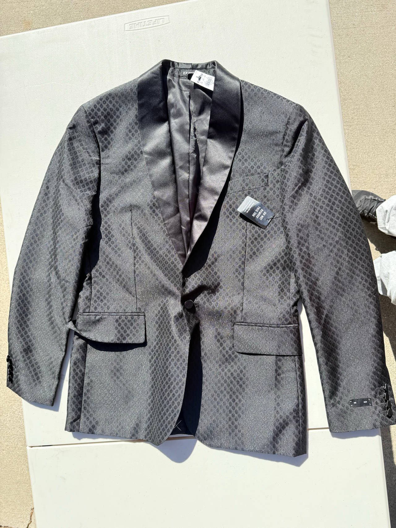 Express Slim Black Diamond Pattern Tuxedo Jacket