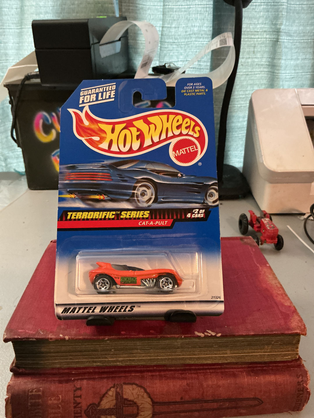 Hot Wheels Terrorific Series Cat-A-Pult