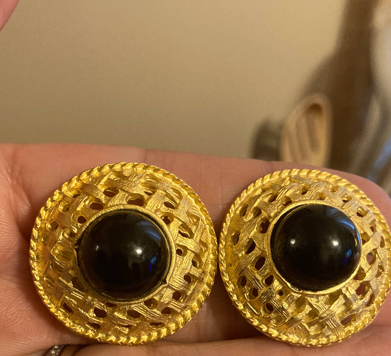 Nancy Katz Vintage Gold-Tone Basketweave Shoe Clips