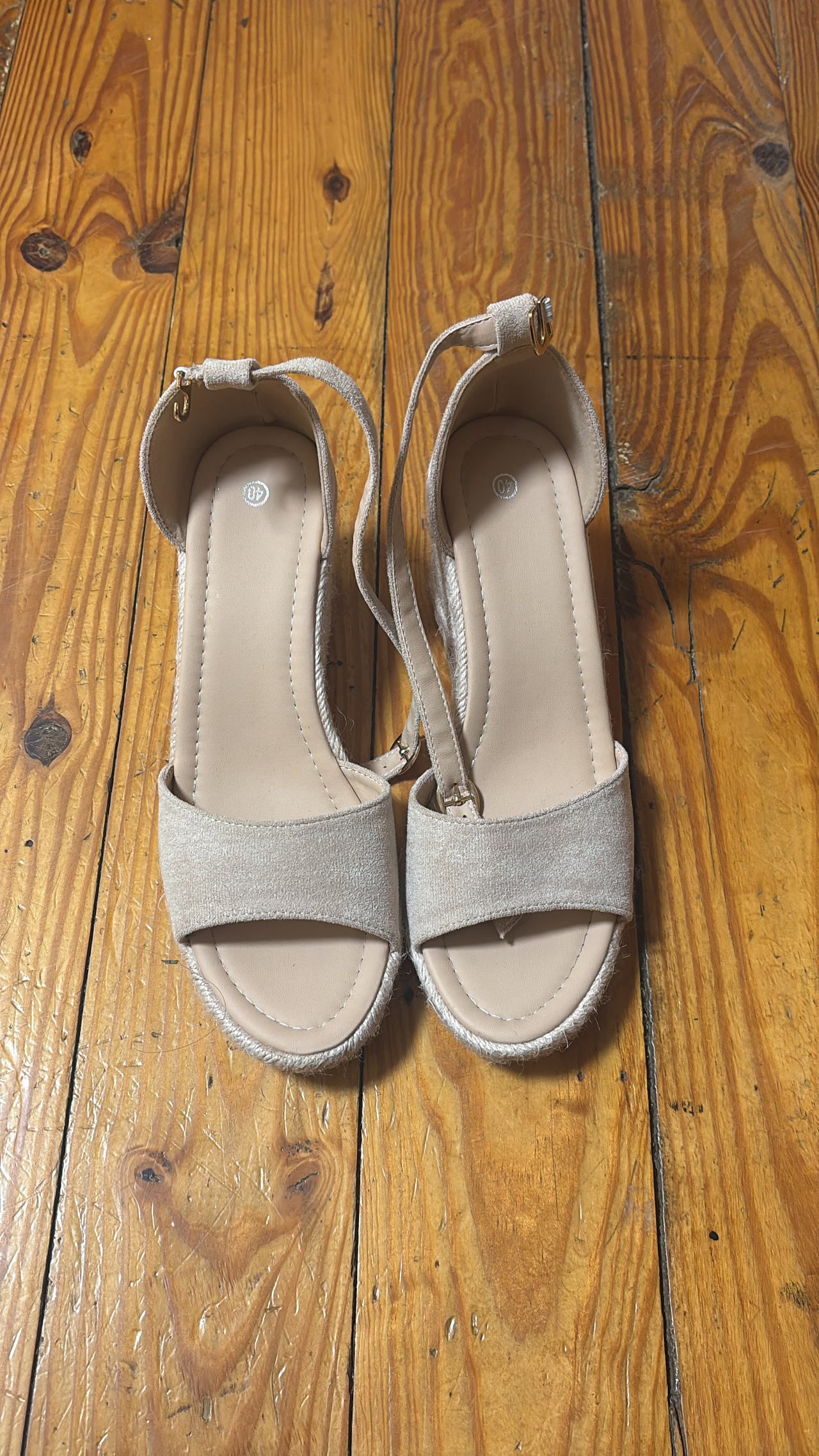 Tan Espadrille Wedge Sandals size 8