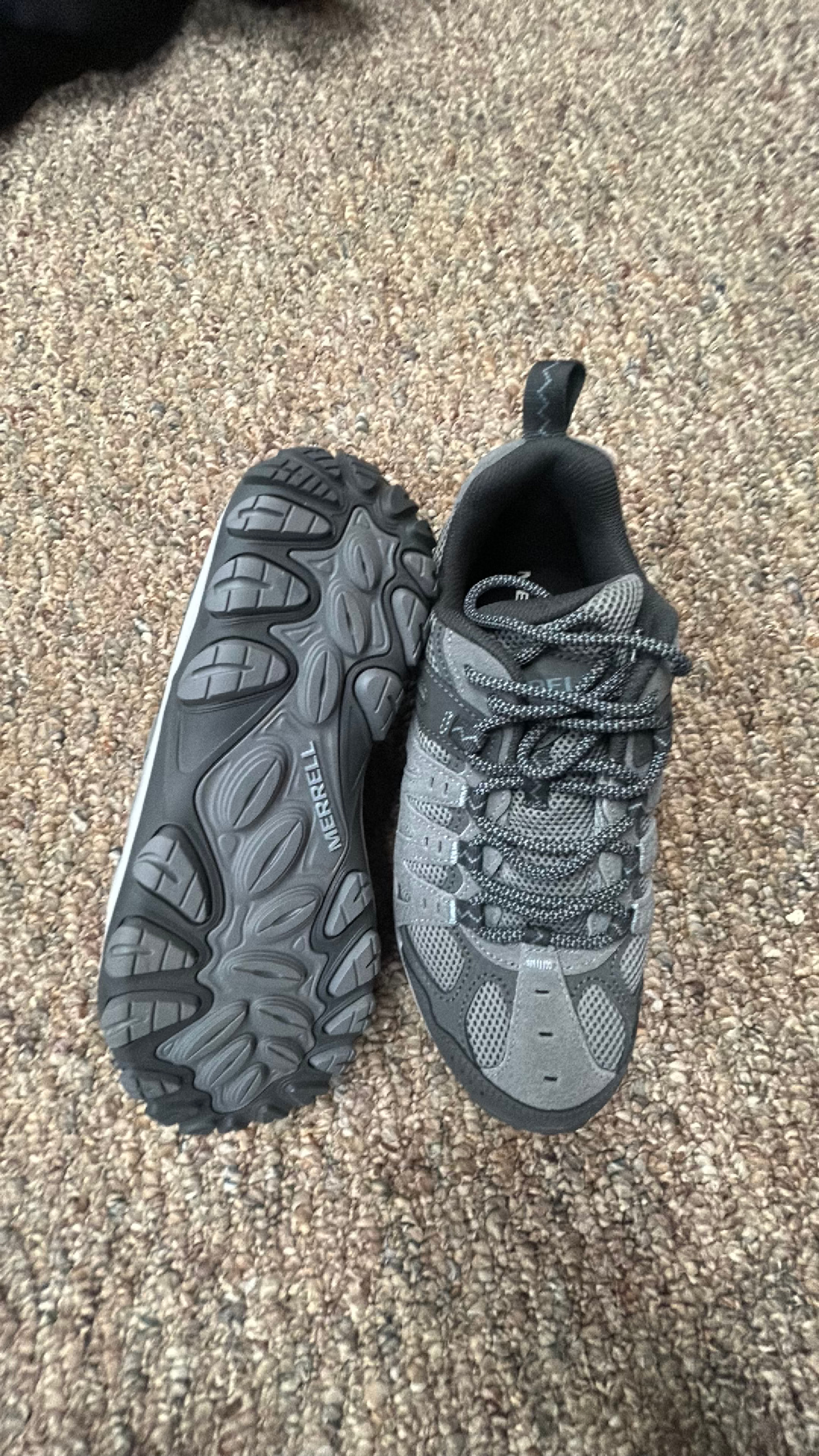 8.5W Women’s Merrell Accentor 3 Waterproof Hiking Boots - Image 3