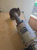 Black & Decker 6" Portable Grinder - Image 3