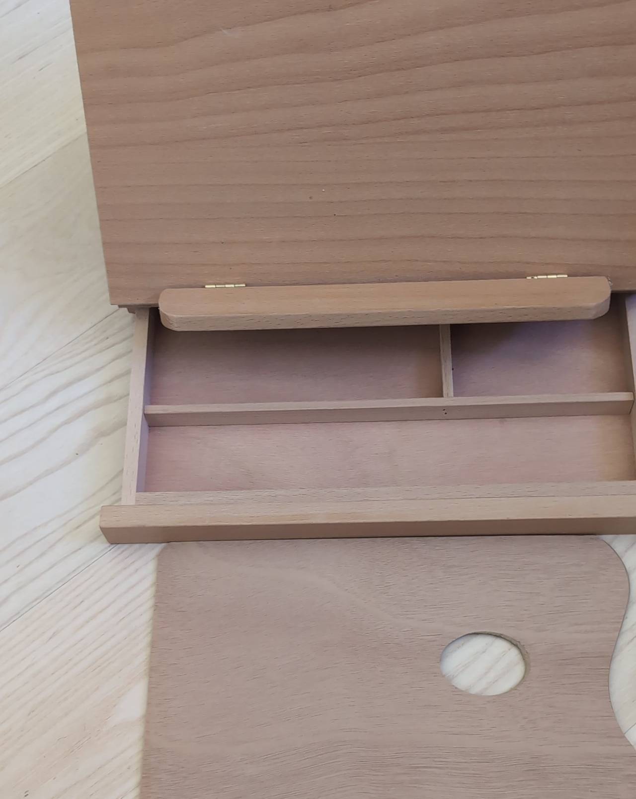 Wooden Tabletop Sketch Box Easel with Palette